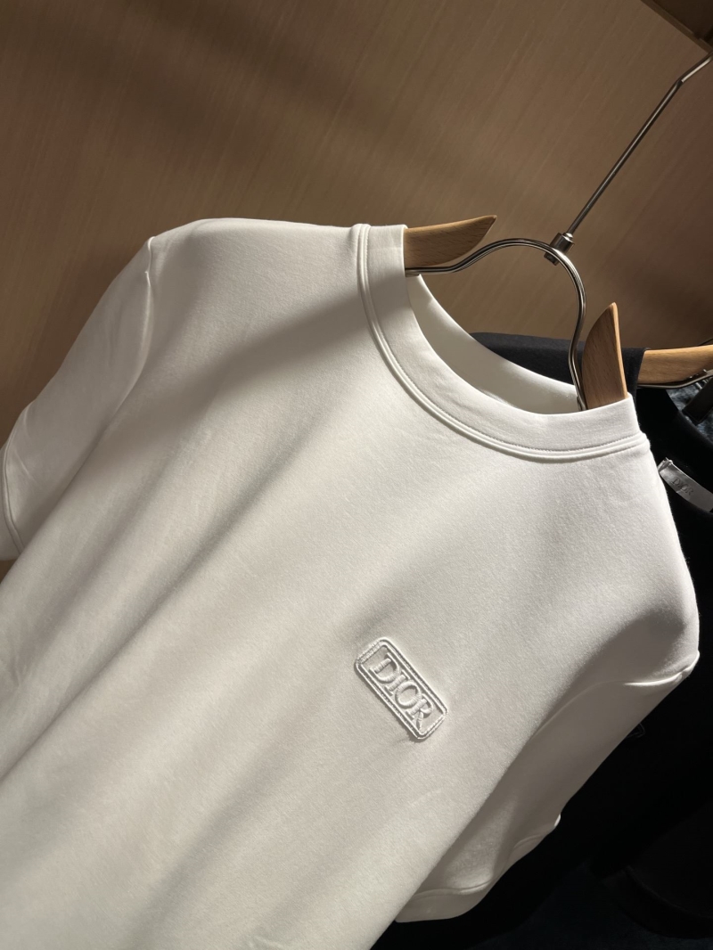 chr1st1an D10r t-shirts